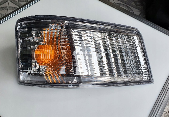 Kierunkowskaz FUSO CANTER