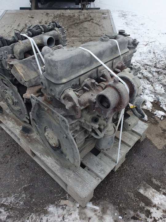Silnik 3,9 Mitsubishi Canter słupek